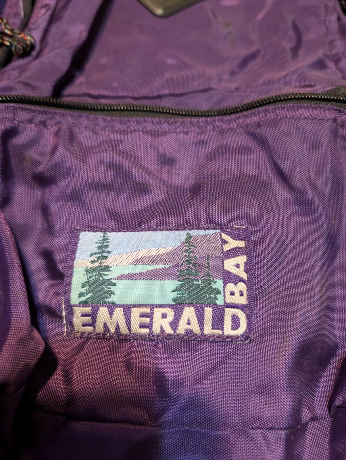 Emerald Bay Hiking Backpack With Removable Metal Braces