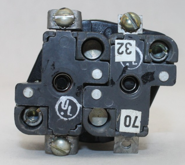 Westinghouse Selector Switch with 2 Contact Blocks
