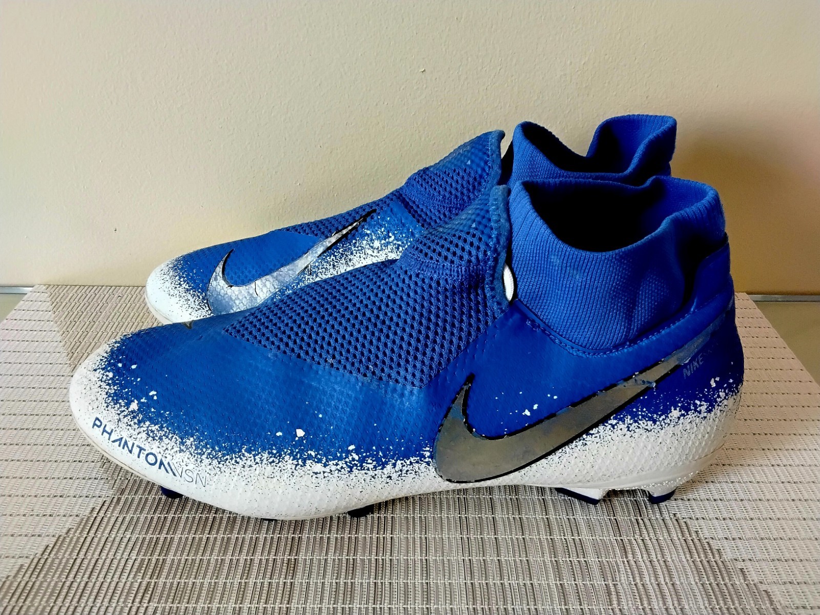 Nike Phantom Vision Academy DF FH MG AO3258-410 MENS SIZE 12 Cleats Football