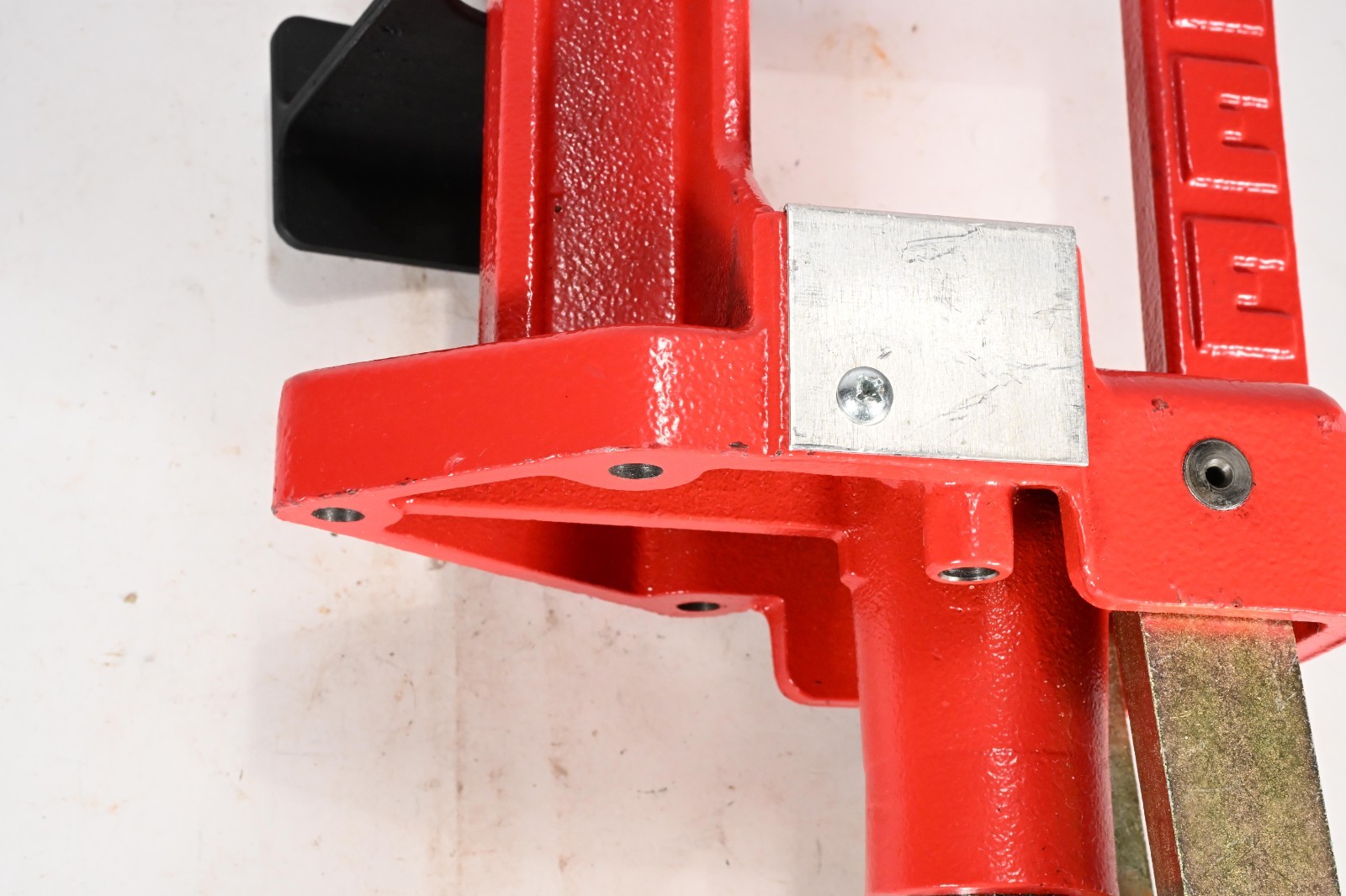 Lee Precision Classic Cast Press - Red
