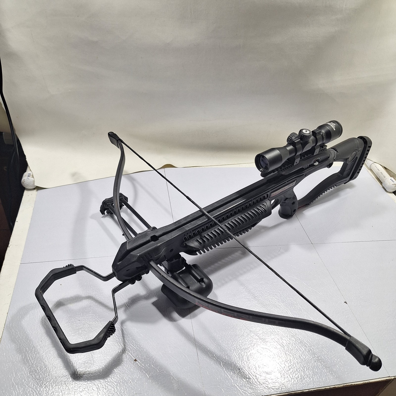 *Barnett Crossbows Recruit Recurve Crossbow with 4 x 32 Barnett  Scope