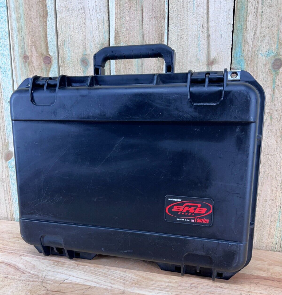 SKB 3I-1813-7B-E Waterproof Storage Case Black Good Condition A/B Free Shipping