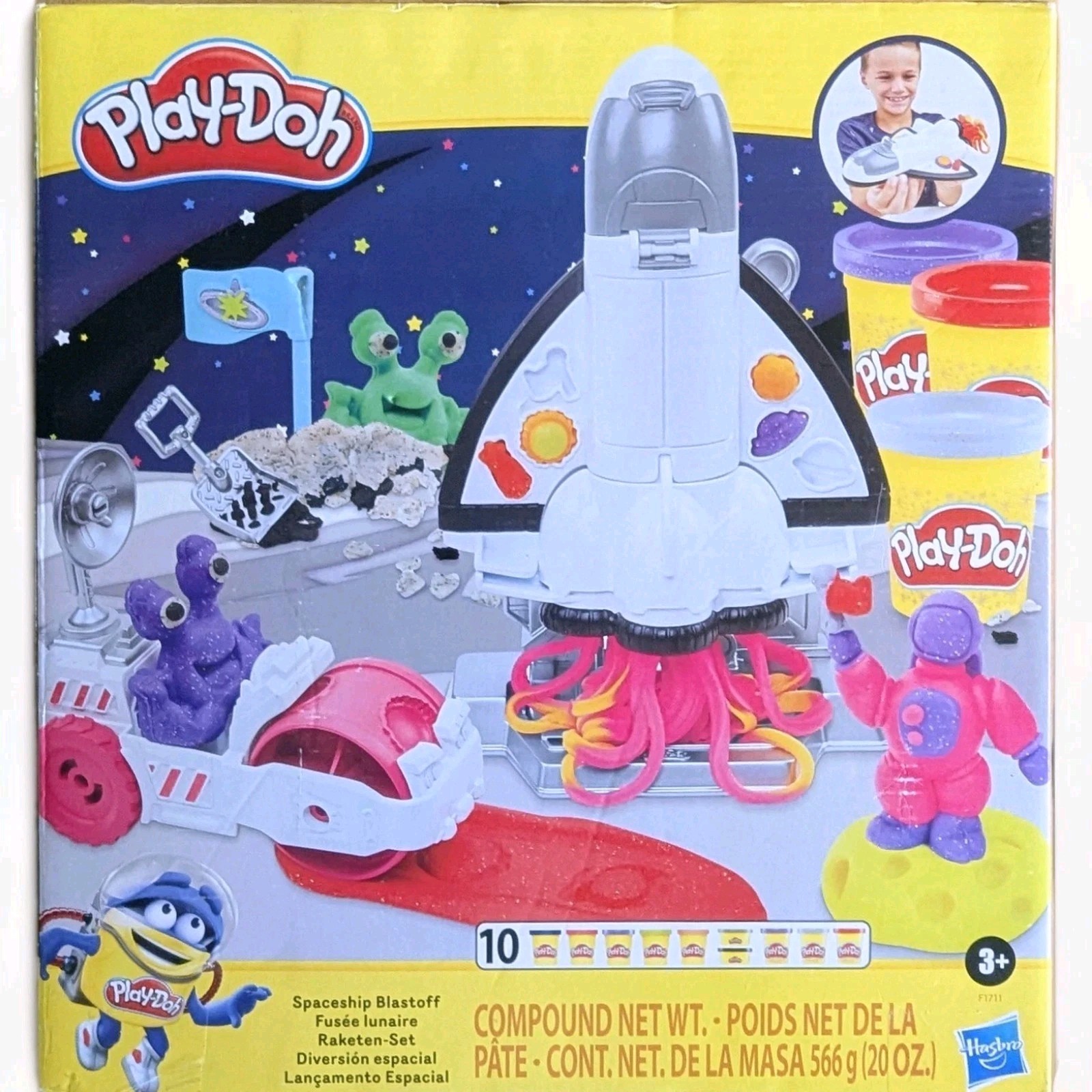 Hasbro Play-Doh Spaceship Blastoff Playset, NEW, Complete, Minor scuffs on Box