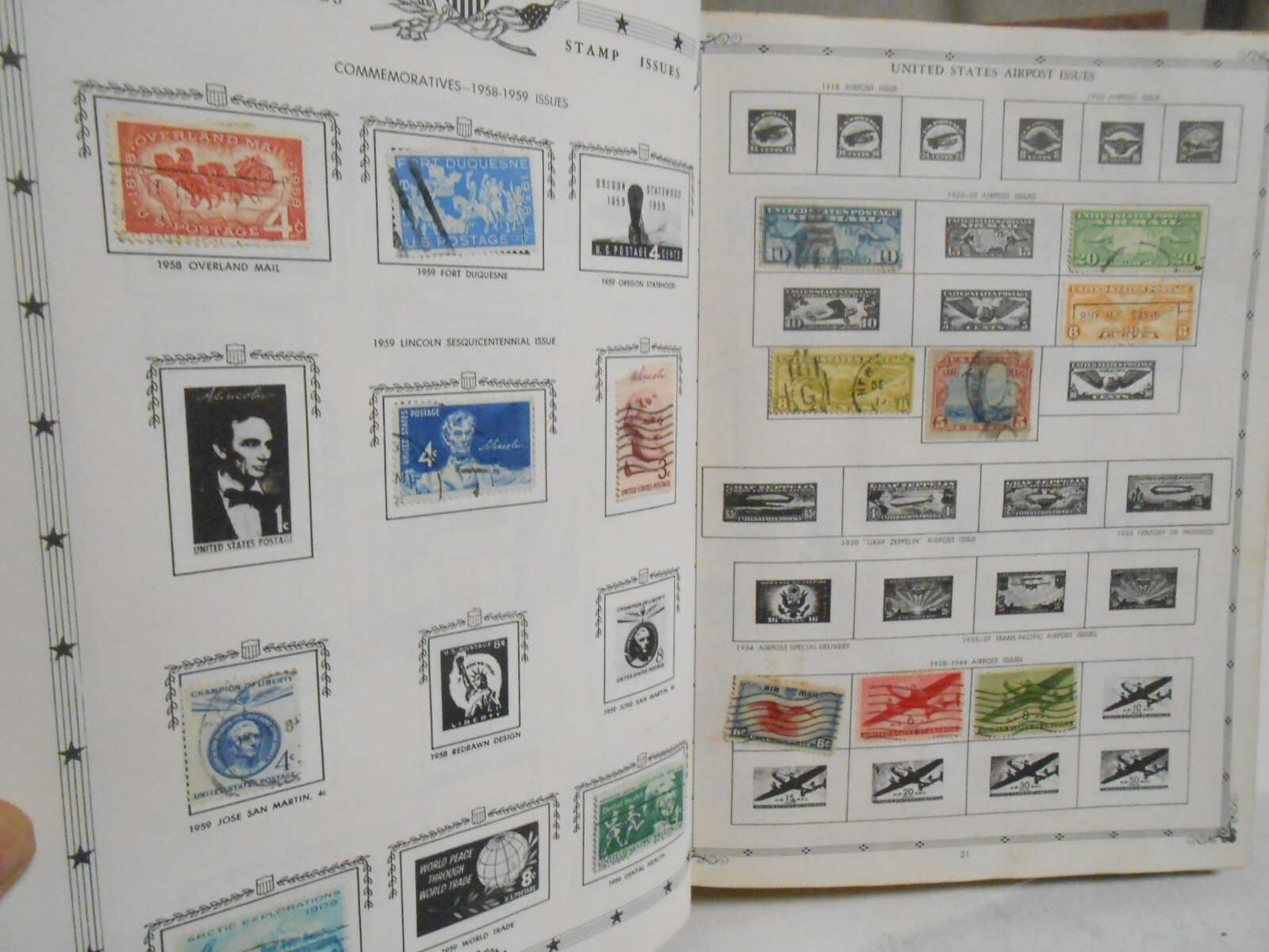 The Aristocrat World Stamp Album US Stamps 1870 + Revenu AirPost World
