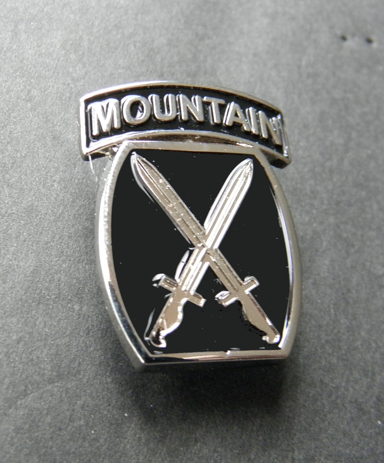 ARMY 10th MOUNTAIN DIVISION BLACK ENAMEL LAPEL HAT PIN 7/8 x 1.1 INCHES