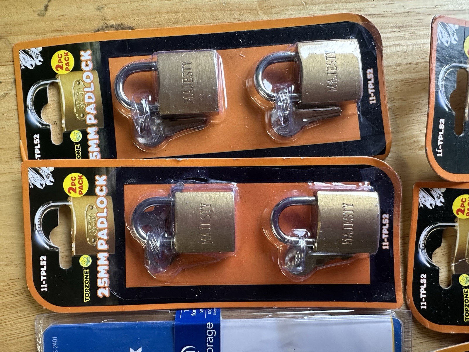 11 pc. LOCKS | 25 Mm Padlock And 1 Cylinder Lock