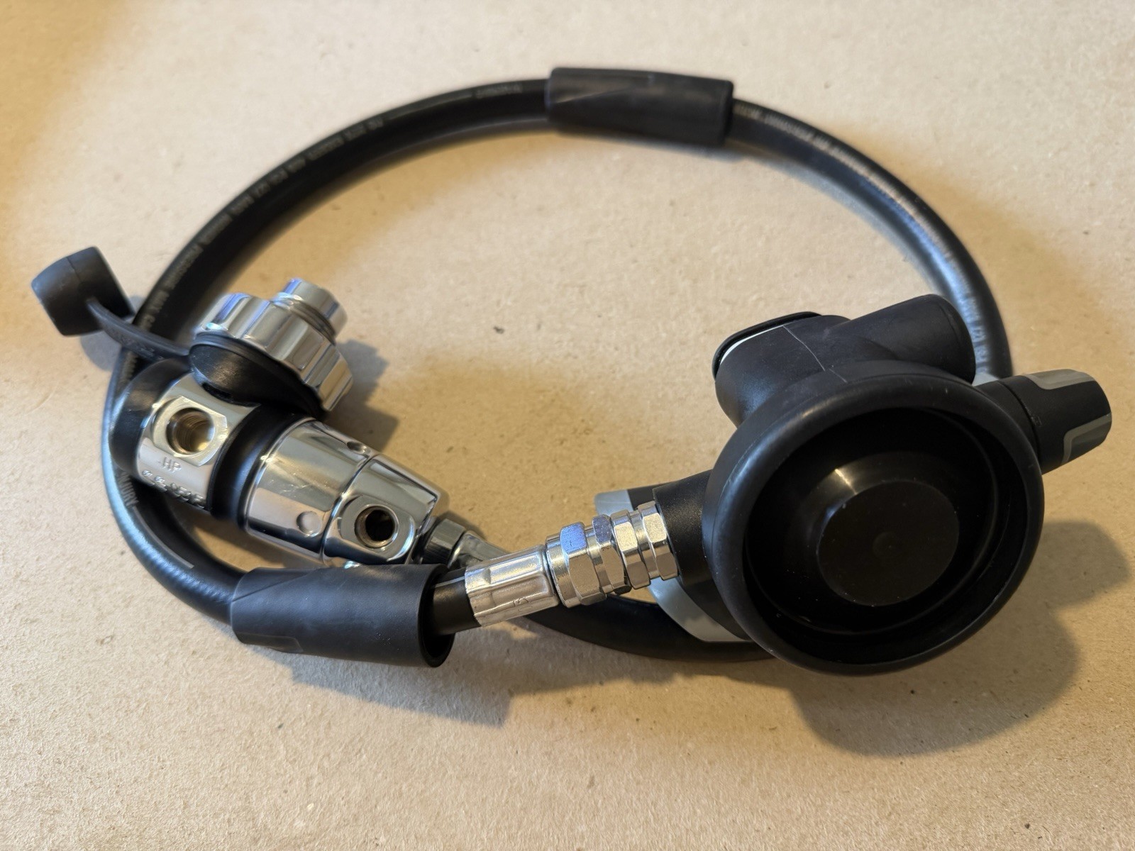 Atomic Aquatics B1 First & Second Stage (Swivel 1st)(Titanium 2nd)(Din) READ!