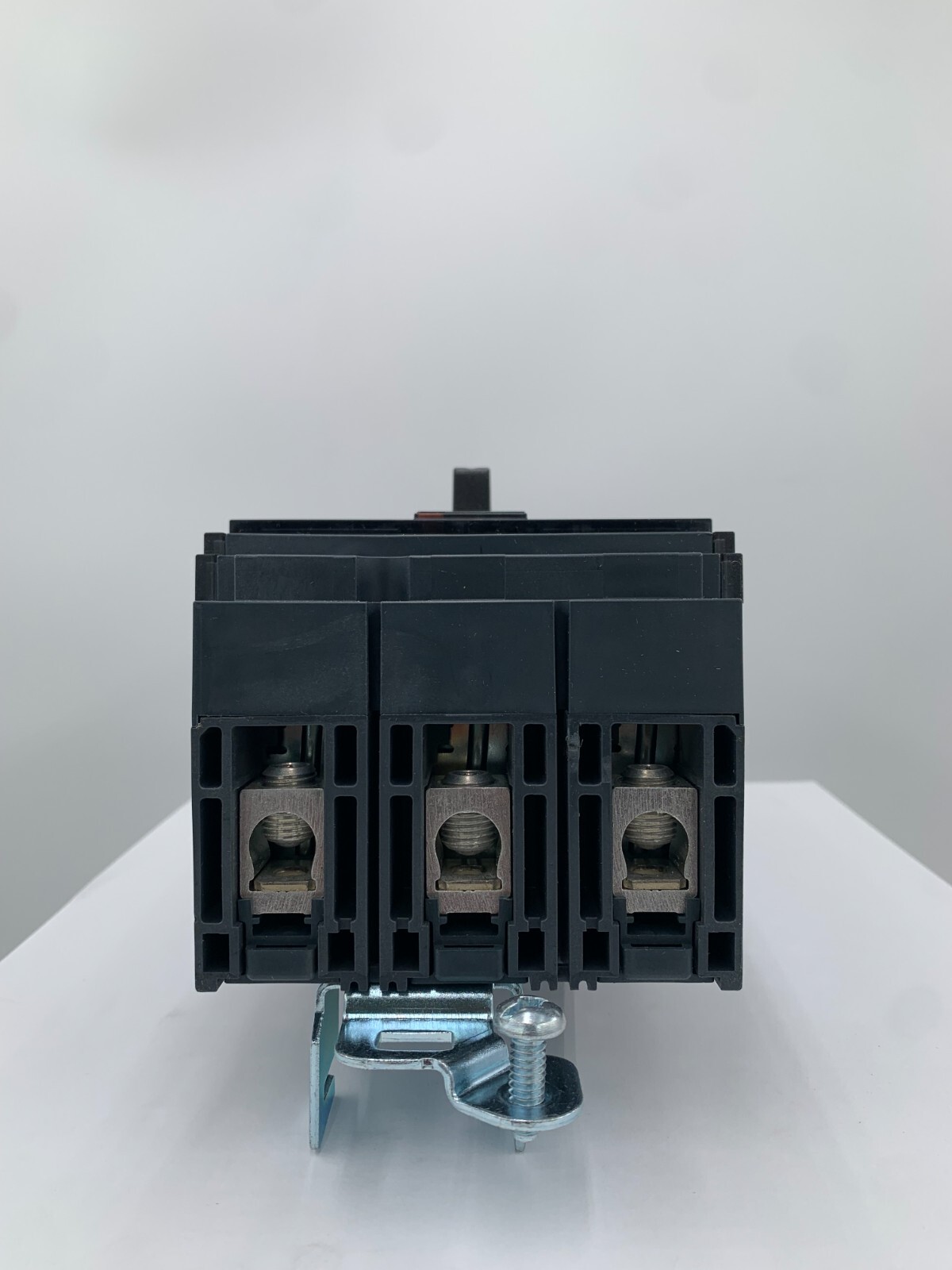 NEW - SQUARE D - HGA36070 - 70A, 600V, 3- Pole, PowerPact CIRCUIT BREAKER