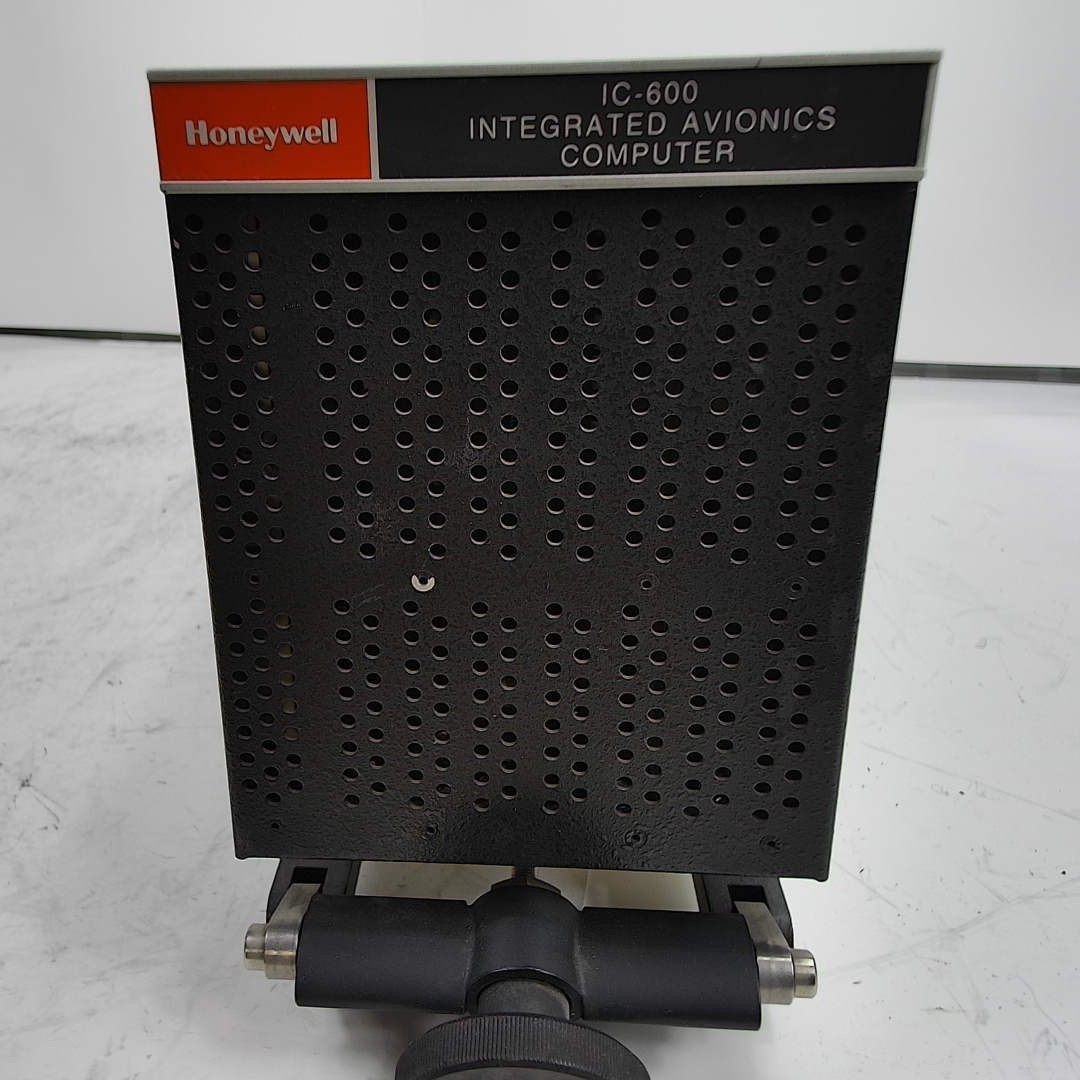Integrated Avionics Computer - Honeywell IC-600 - 7017000-82358 (CORE)
