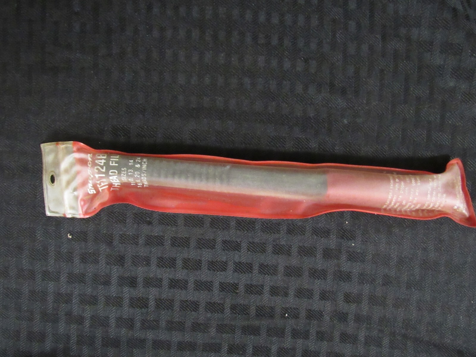 Snap On 8 1/2" Thread File/Restorer with Original Bag, P#TF1124B