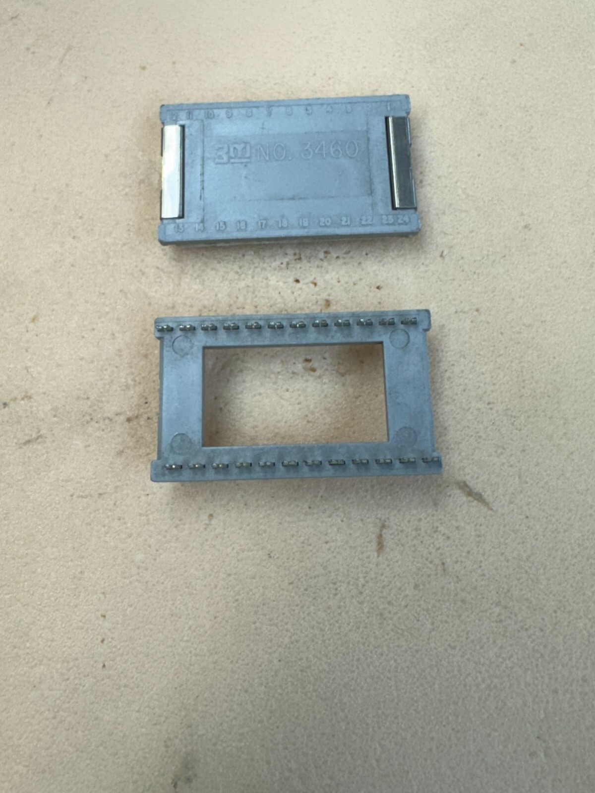 3M 3460-0000 / 34600000 24 pin dip crimp connector