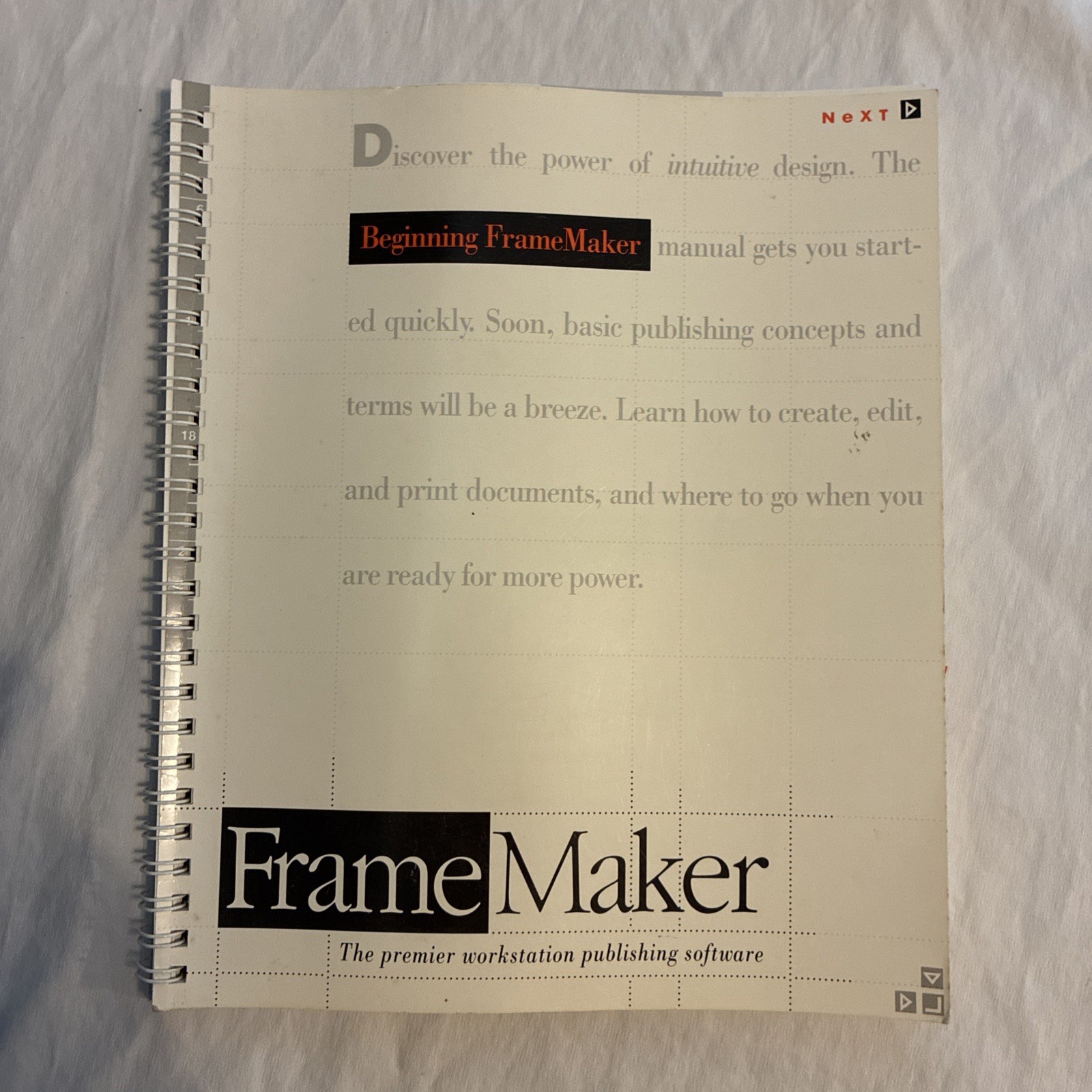 RARE VINTAGE NeXT / NeXTSTEP Workstation  "Beginning FrameMaker" manual