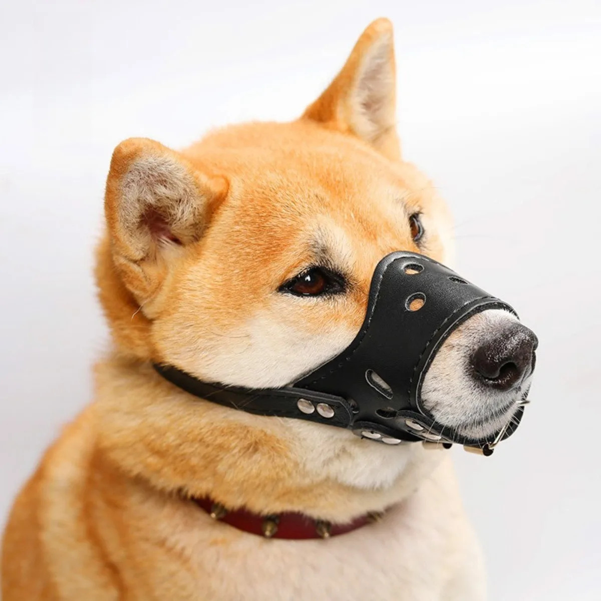 1PC Adjustable Leather Dog Muzzle Anti Bark Biting Soft Breathable Tra.