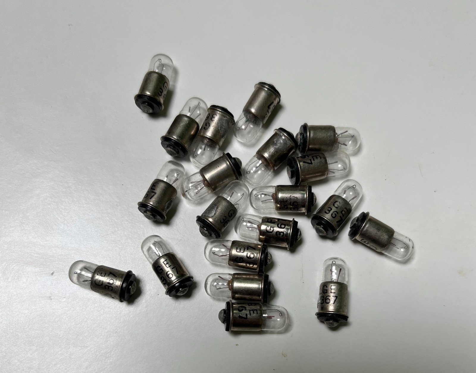 20 pcs GE 367 Miniature Lamps Light Bulbs