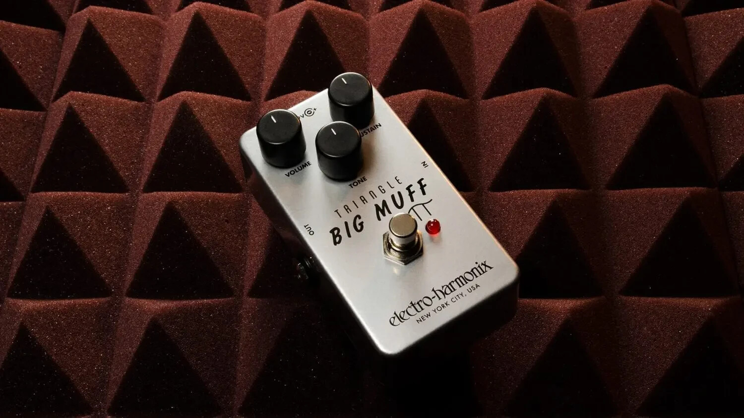 EHX Triangle Big Muff PI Fuzz / Distortion / Sustainer Pedal
