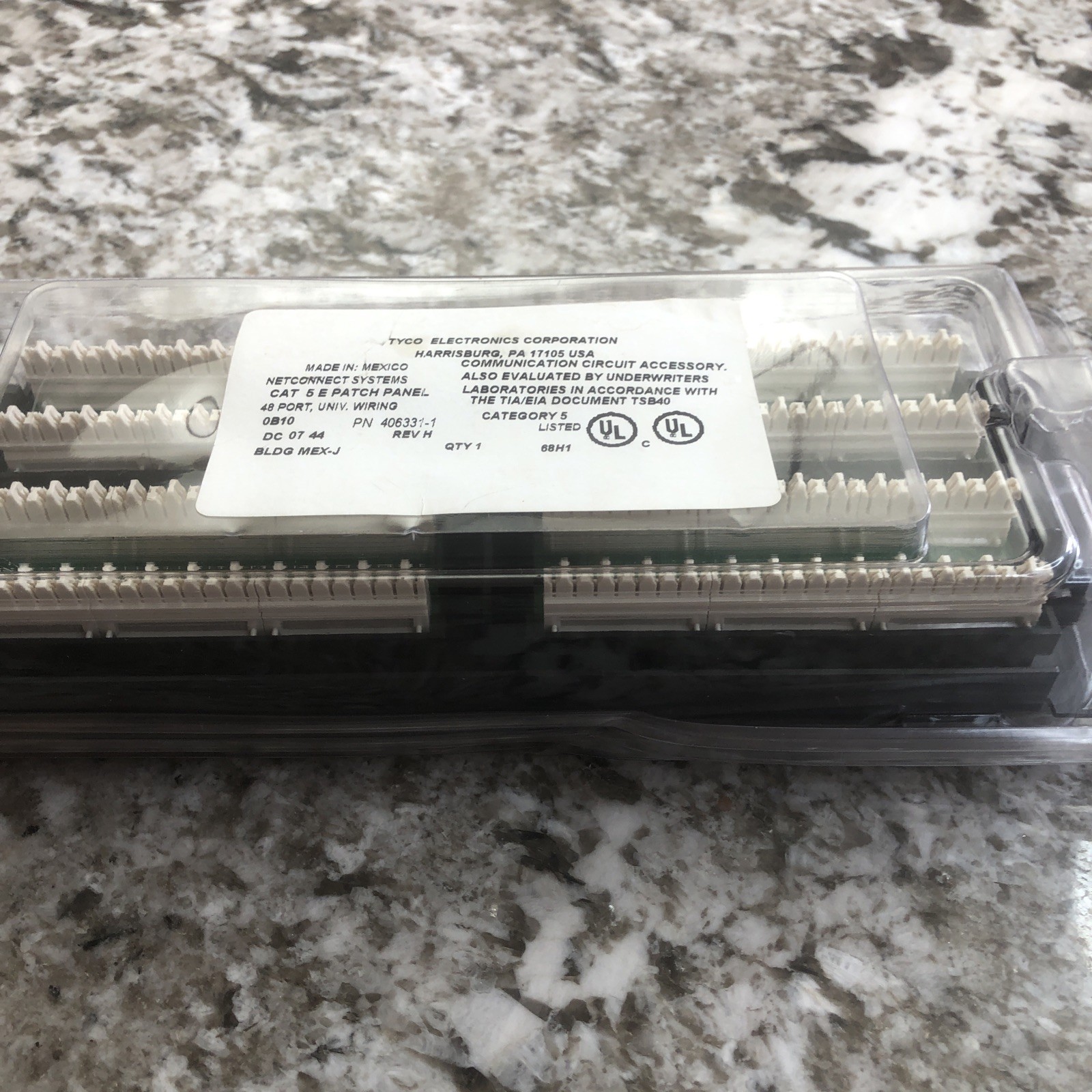 Genuine Tyco Electronics 406331-1 Netconnect Systems Cat 5e Patch Panel 48 Port