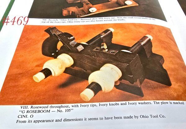 reference book AMERICAN CARPENTER WOODWORKING PLOW Planes J Moody