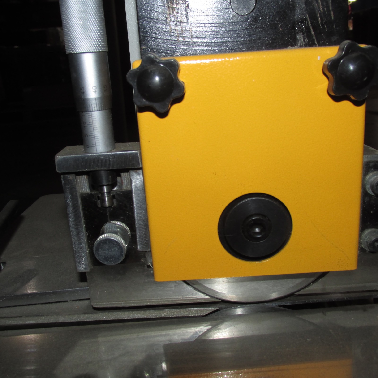 BBT 908 PCB CUTTING MACHINE SINGLE BLADE.