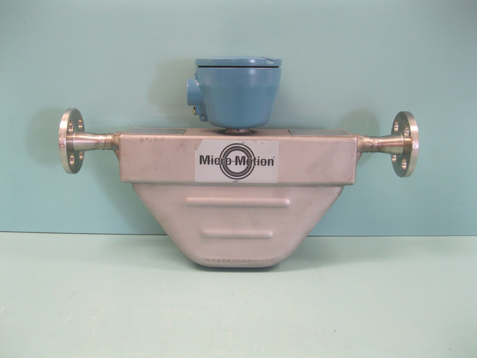 1/2" 150# Micro Motion R050 Mass Flow Sensor 2012 w/ 700 Core Processor CAL. G20