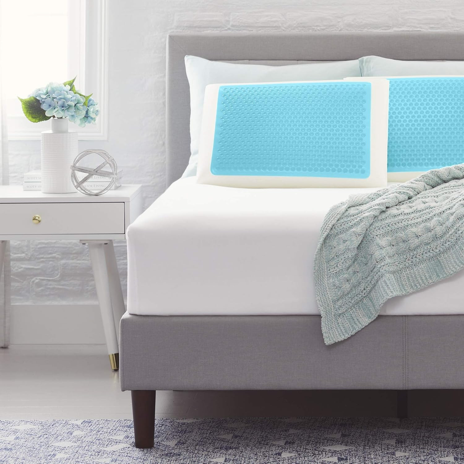 Blue Bubble Gel + Memory Foam Pillow, Standard (Pack of 1), White