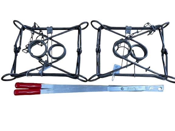 2 Duke 330 Body Grip Trap & Model 4 Body Grip Trap Setter Beaver Trapping 0430