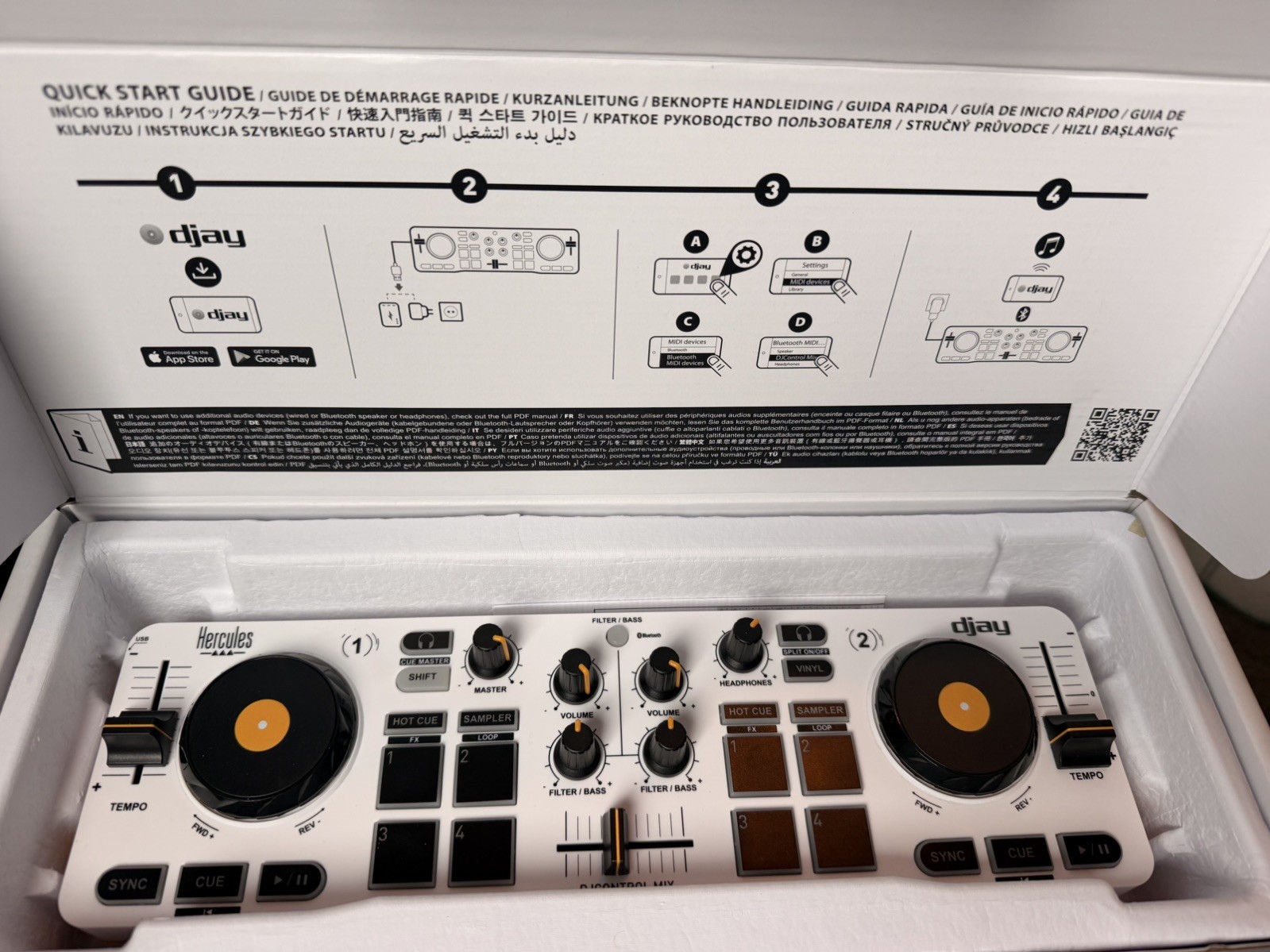 Hercules DJControl Grab it And Mix DJ Mixer Bluetooth Wireless DJ  Controller