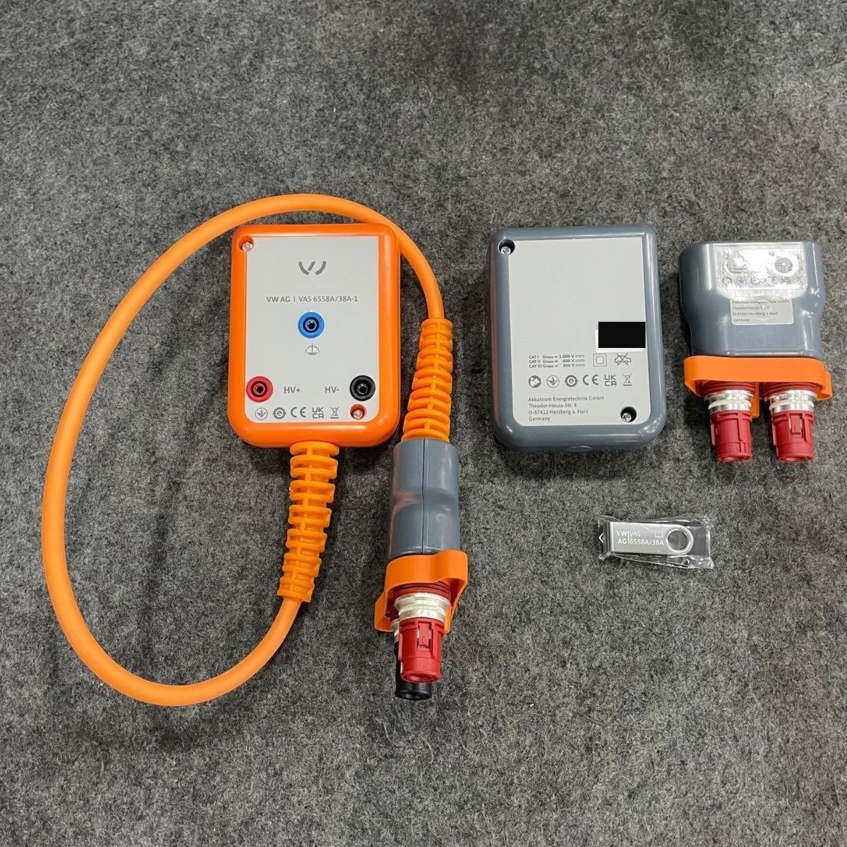 VOLKSWAGEN High-Voltage Test Adapter Set VAS 6558A/38A*