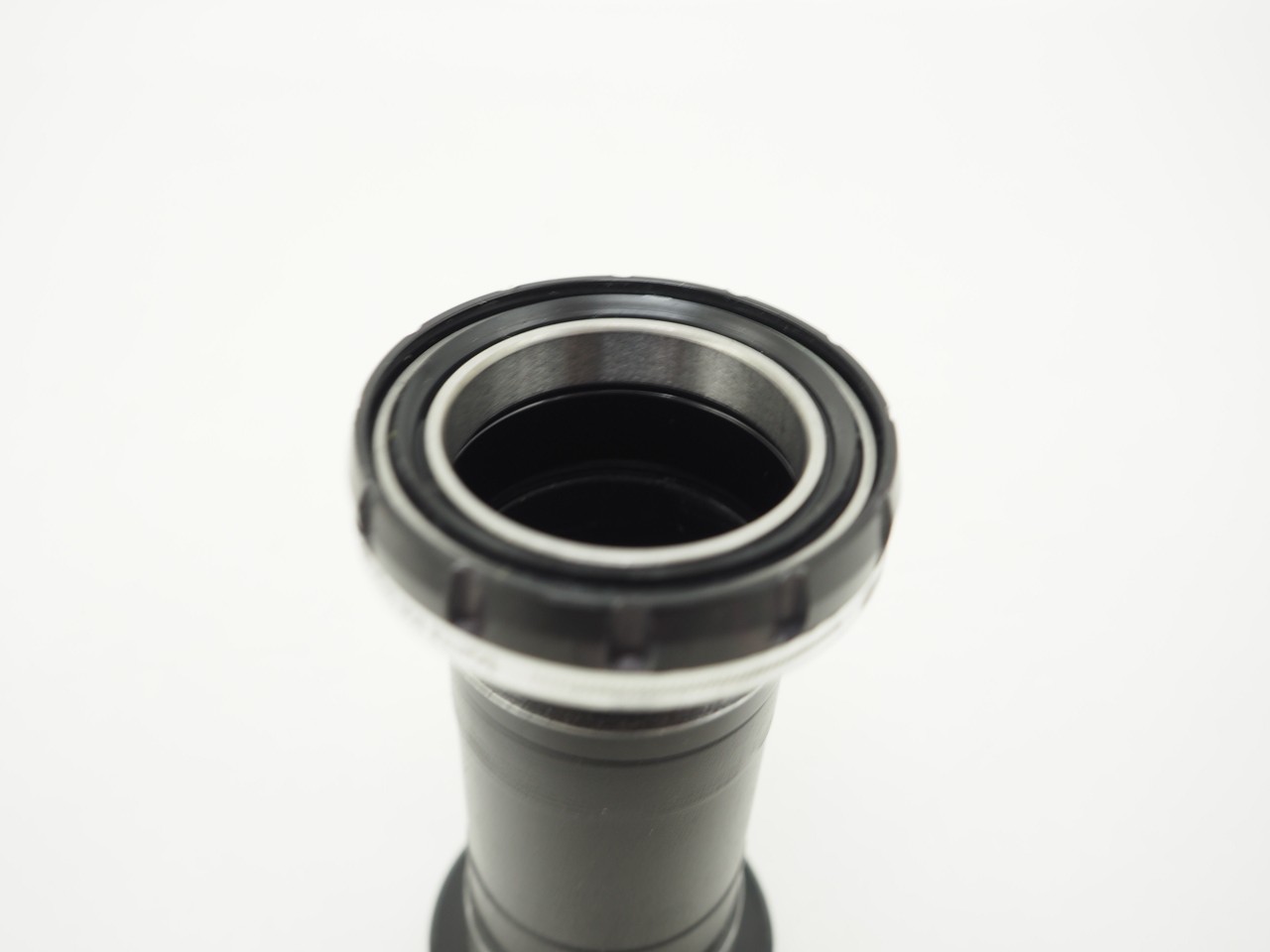 Race Face 30mm BSA 68/73mm Cinch Threaded Bottom Bracket Black