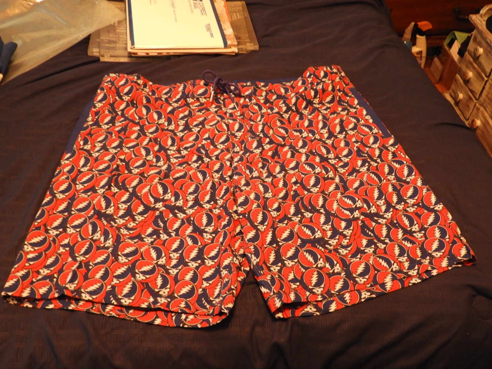 SECTION 119 GRATEFUL DEAD BOARDSHORTS
