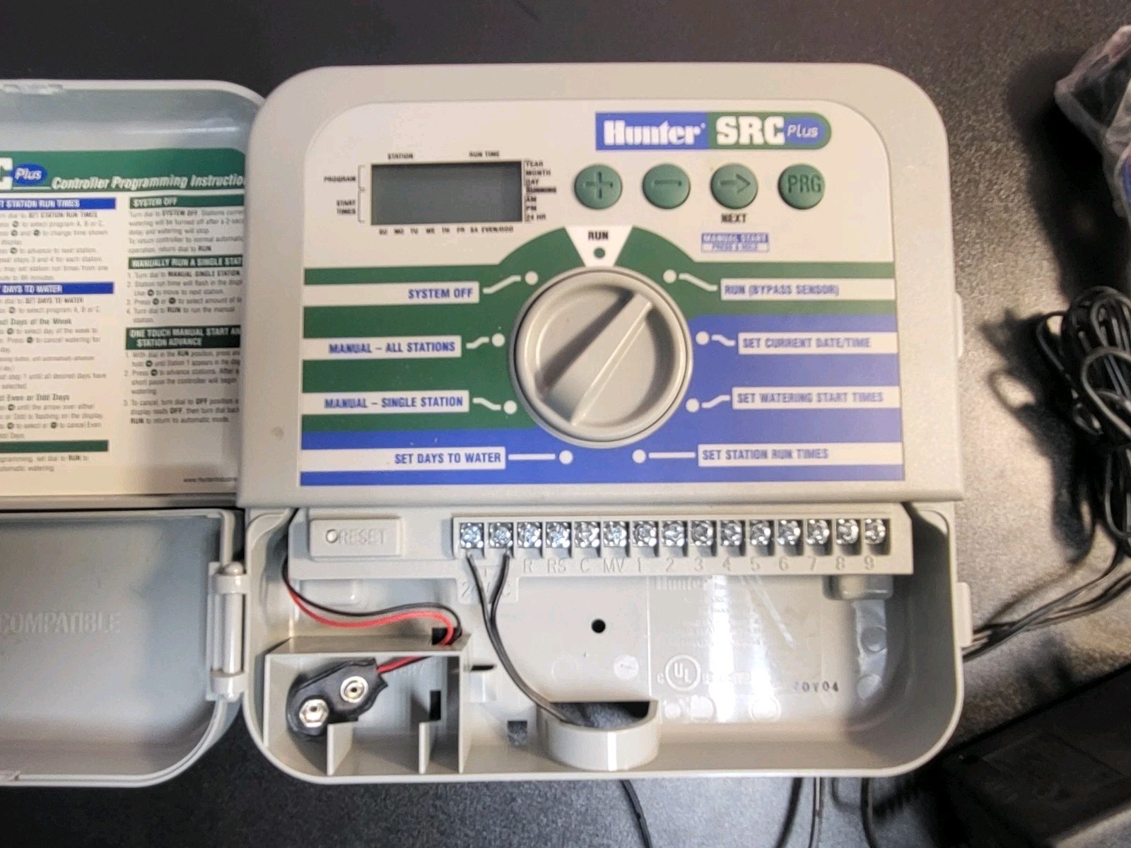 Hunter SRC Plus 9-Station Irrigation Controller & Mini-Clik Rain Sensor Kit