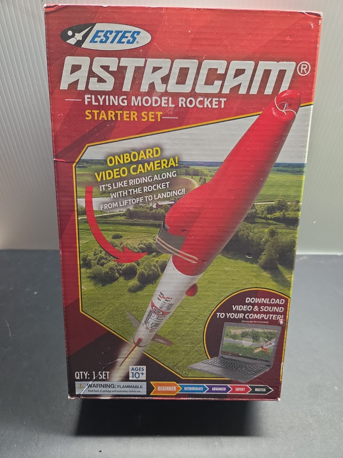Estes AstroCam Flying Model Rocket Kit w/ Camera Launch Set 900ft Altitude