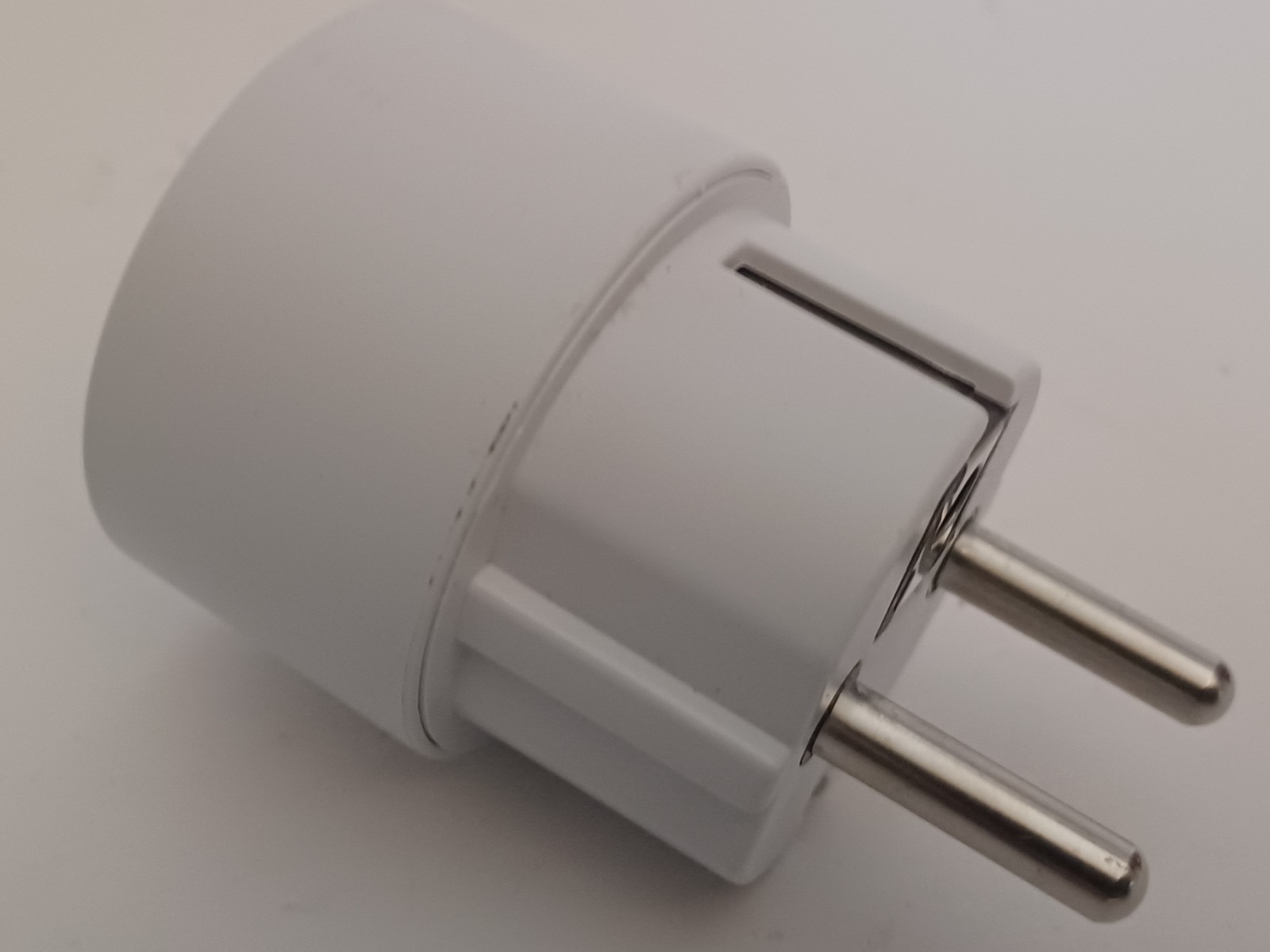 Smart Plug With Power Consumption