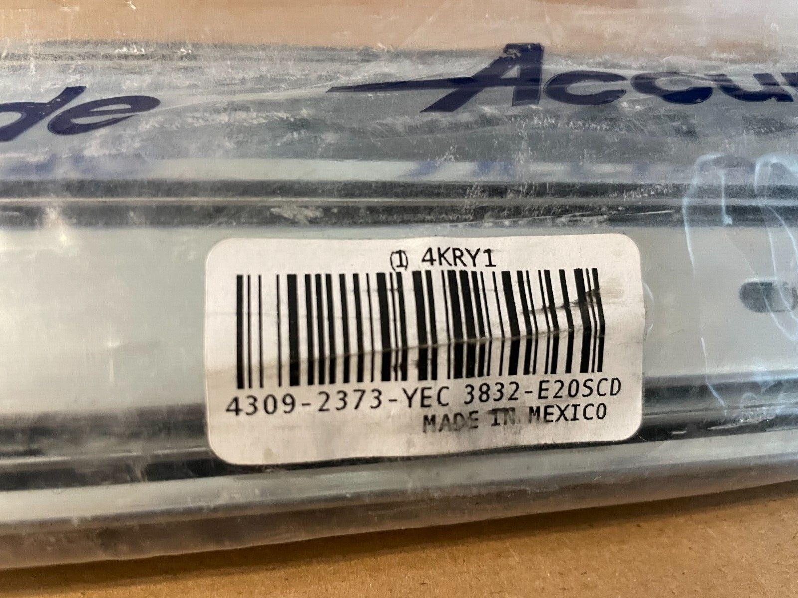 Accuride Full Extension Drawer Slide W/ Self-Close 3832-E20SCD 20"L, Full Ext