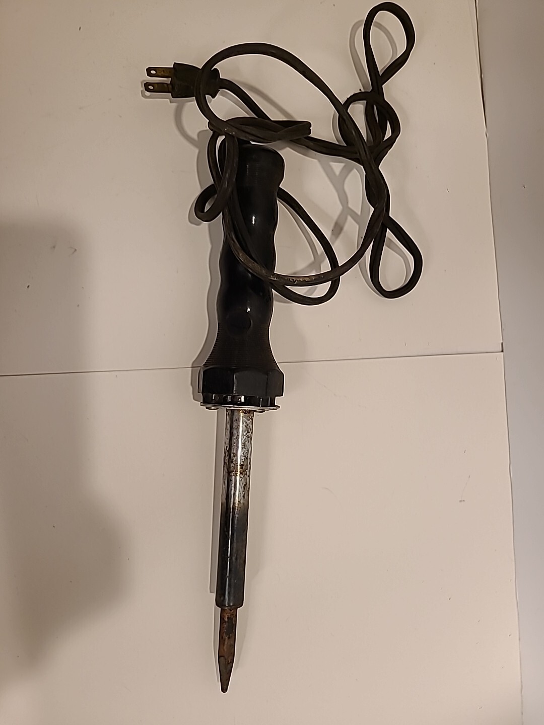 ANTIQUE SOLDERING IRON - WALL MFG. CO. PAT NO 271147, CAT NO 38HD 80 WATTS 115V