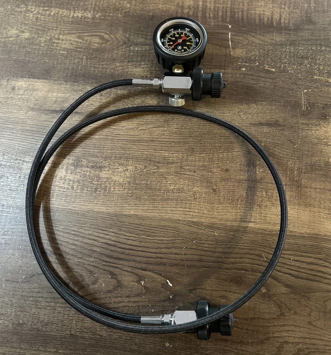 XS Scuba Deluxe Cylinder Equalizer Hose w/ 5000psi Gauge. 5’ Hose For Scuba Tank