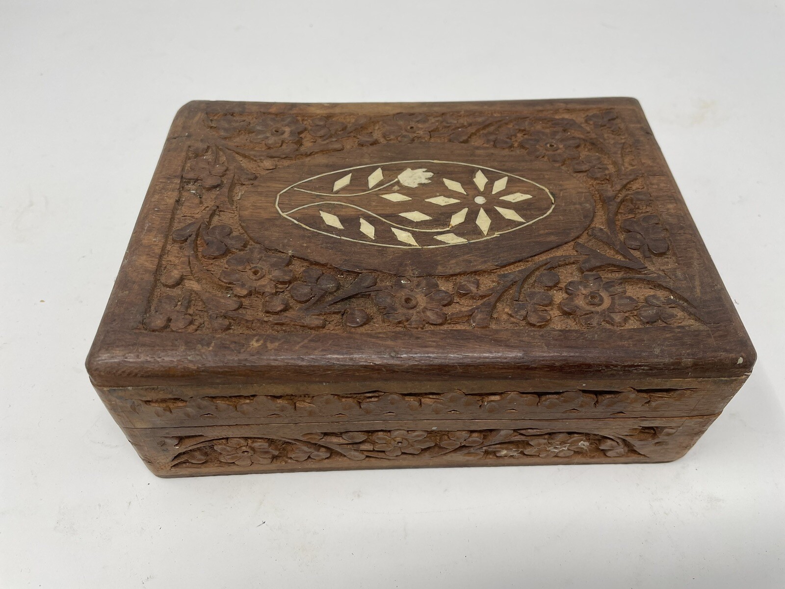 Hand-carved Wooden Hinged Jewelry or Trinket Box wth Inlay ... Made in India