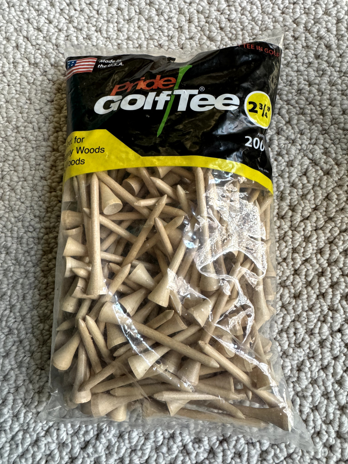 2 ¾” 200 Pcs of Pride Golf Tee in Natural Wood Color NWOT
