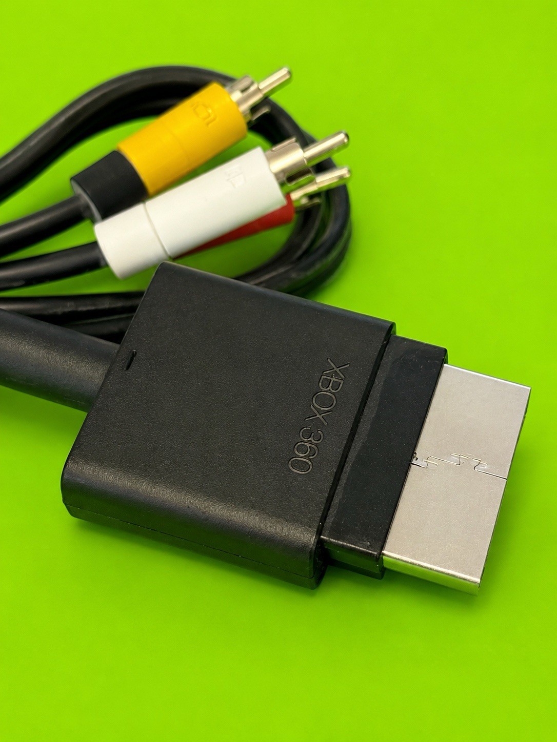 Microsoft Xbox 360 AV Composite Audio Video Cable Black, OEM Genuine
