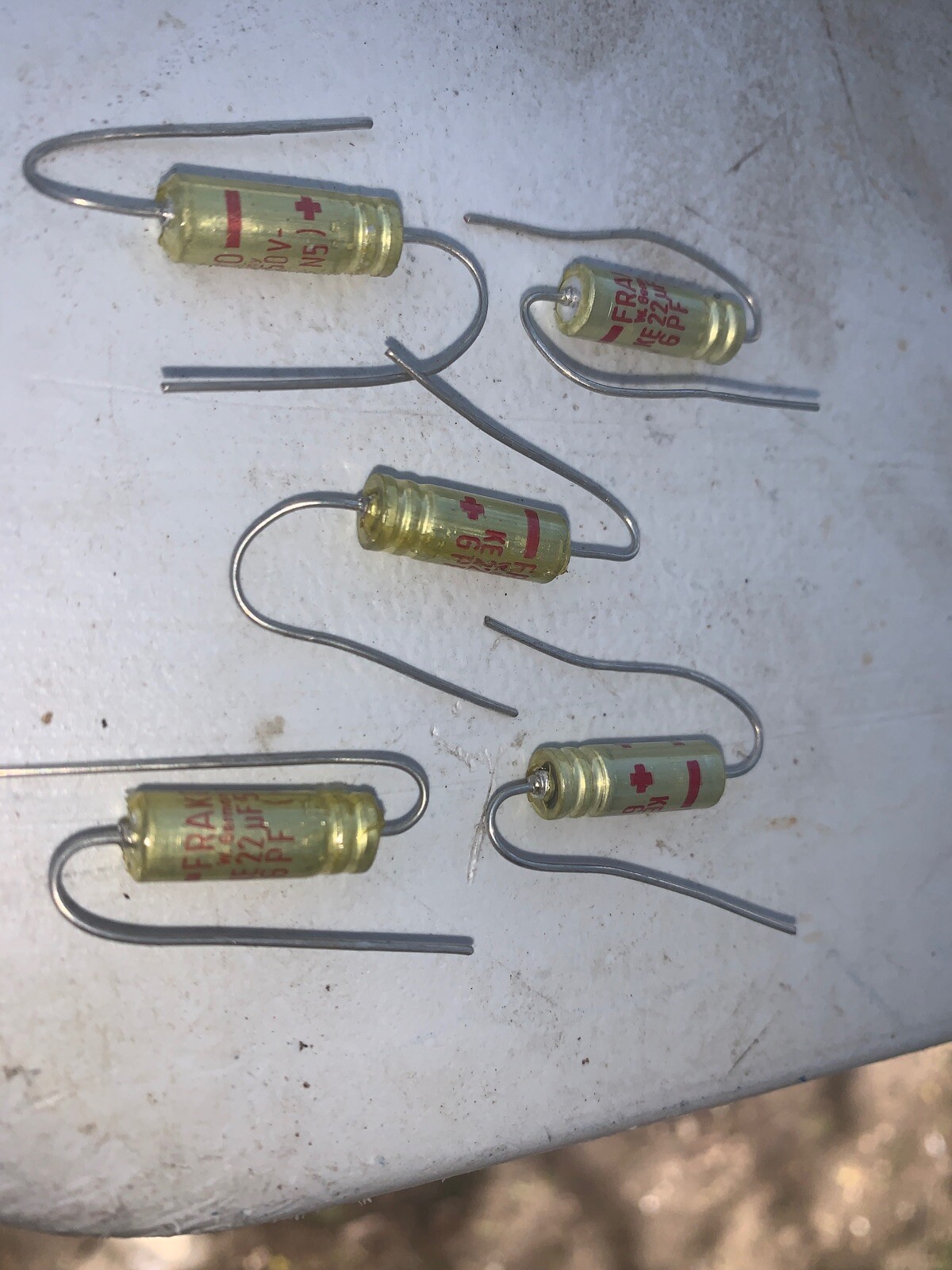 FRAKO 50 Volt KE 22uF Electrolytic Cap’s Axial GPF (M4)Red Mark NOS Qty (5)