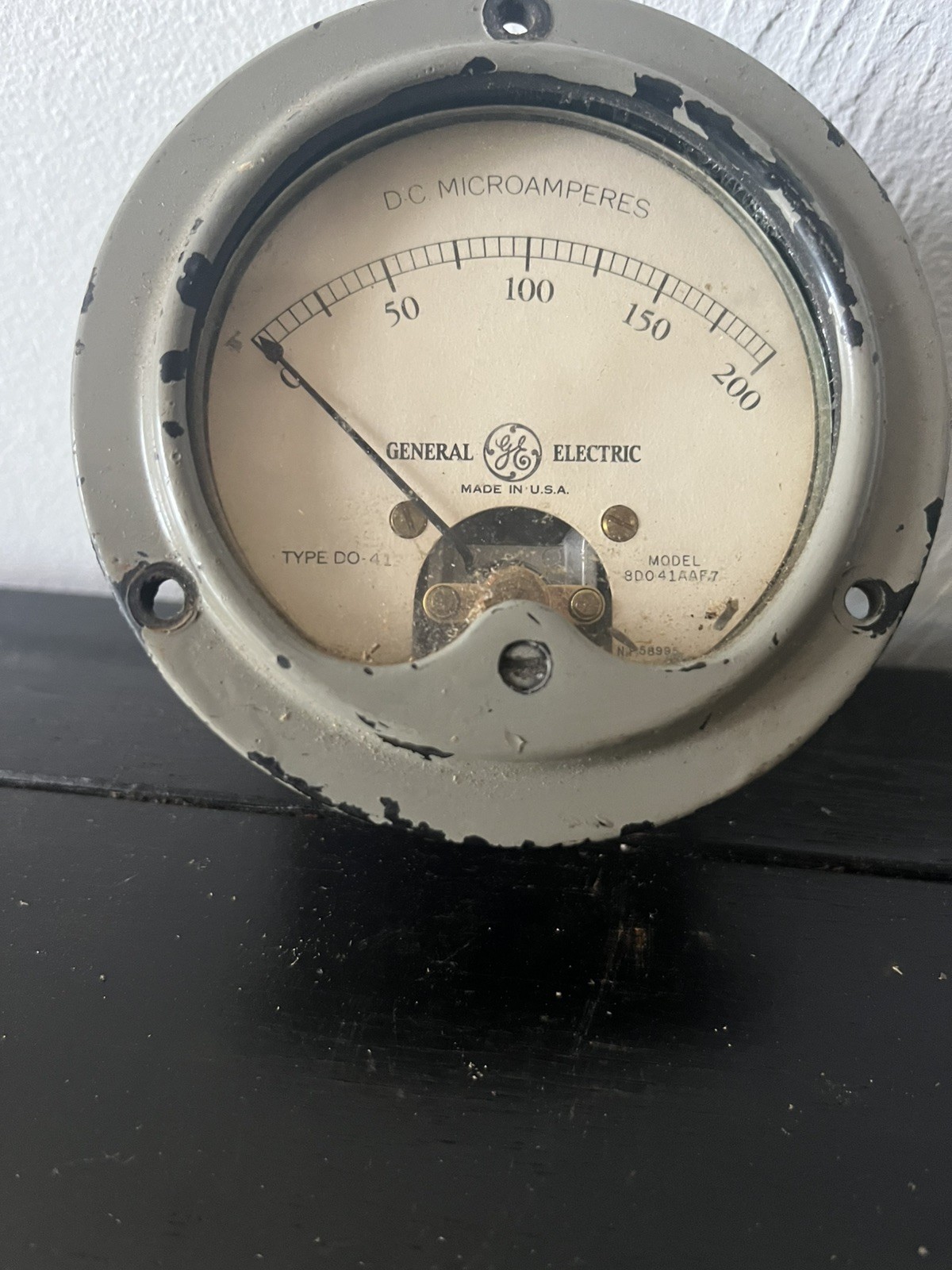 - General Electric DC Microamperes Guage Model 8DG41AAF 7 Untested
