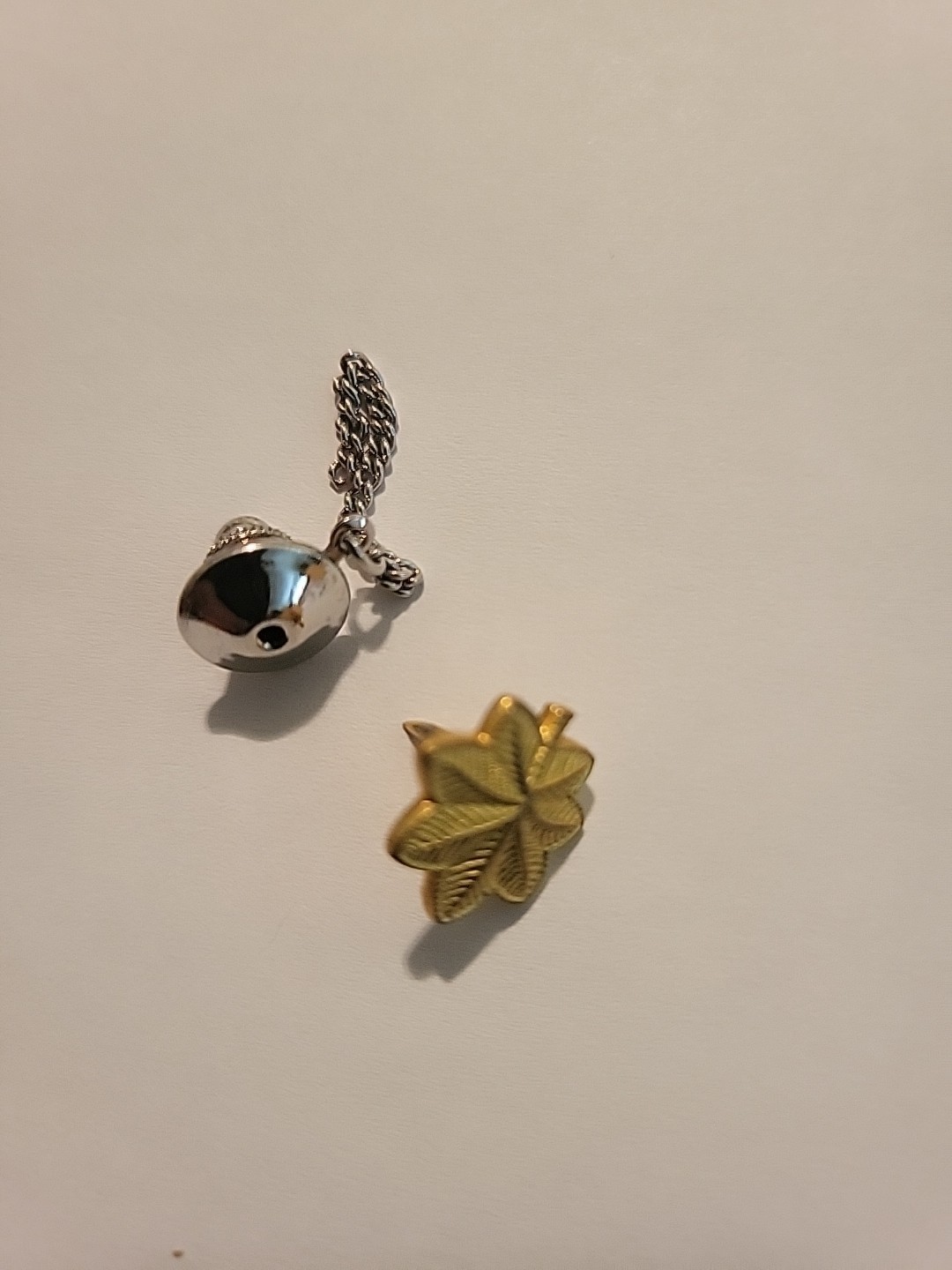 Army/AF/Marines (Navy Lt CMD)Tie Tack. Anchor Missing