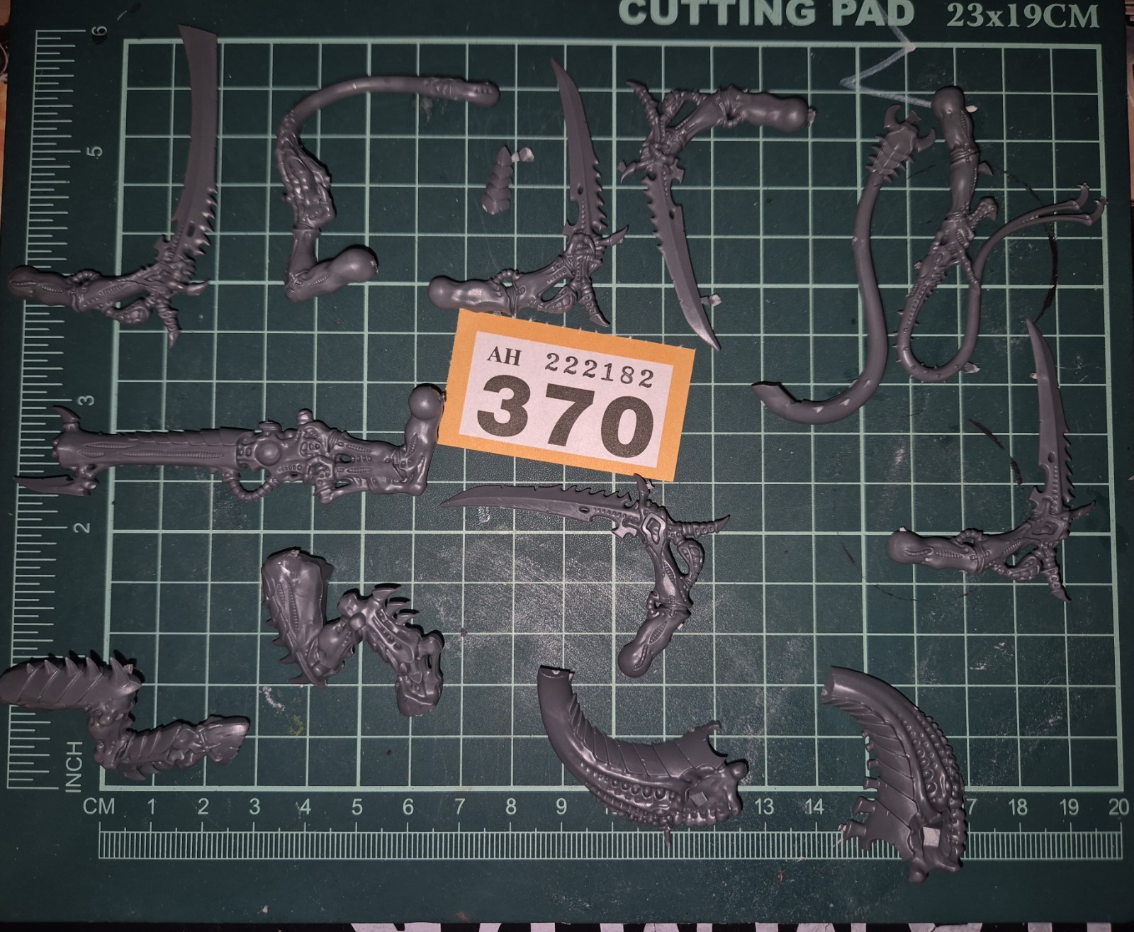 Warhammer 40k Tyranid Spare Bits Kitbash