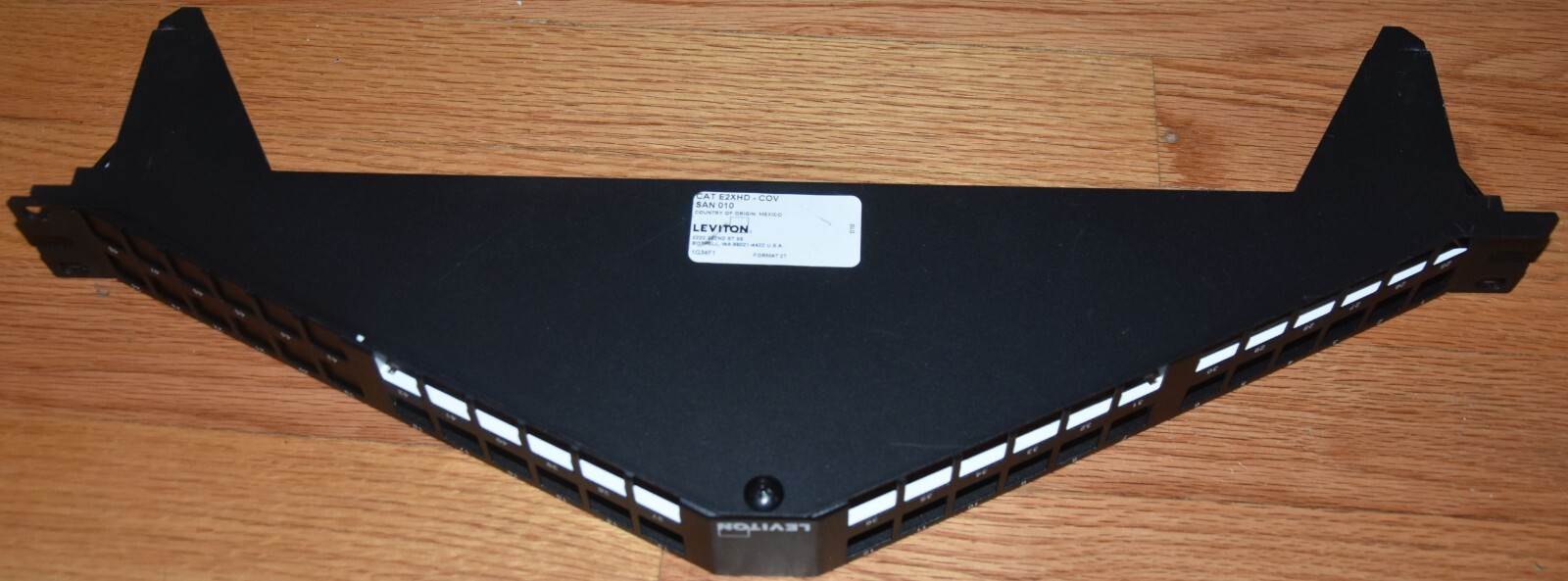 LEVITON E2X1A-S48 E2Xhd 1RU High-Density Universal Angled Patch Panel with Cover