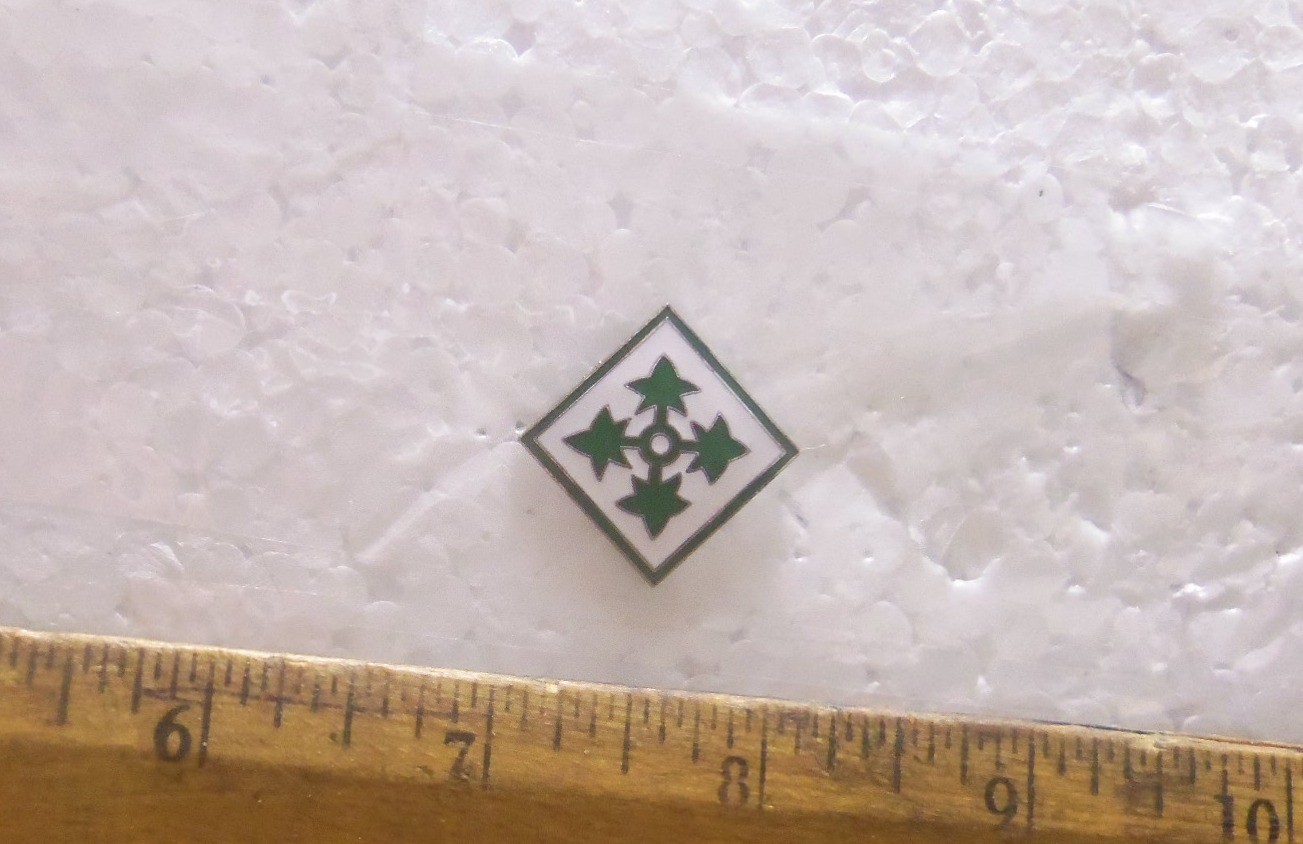 US Army - 4th Infantry Division Pin