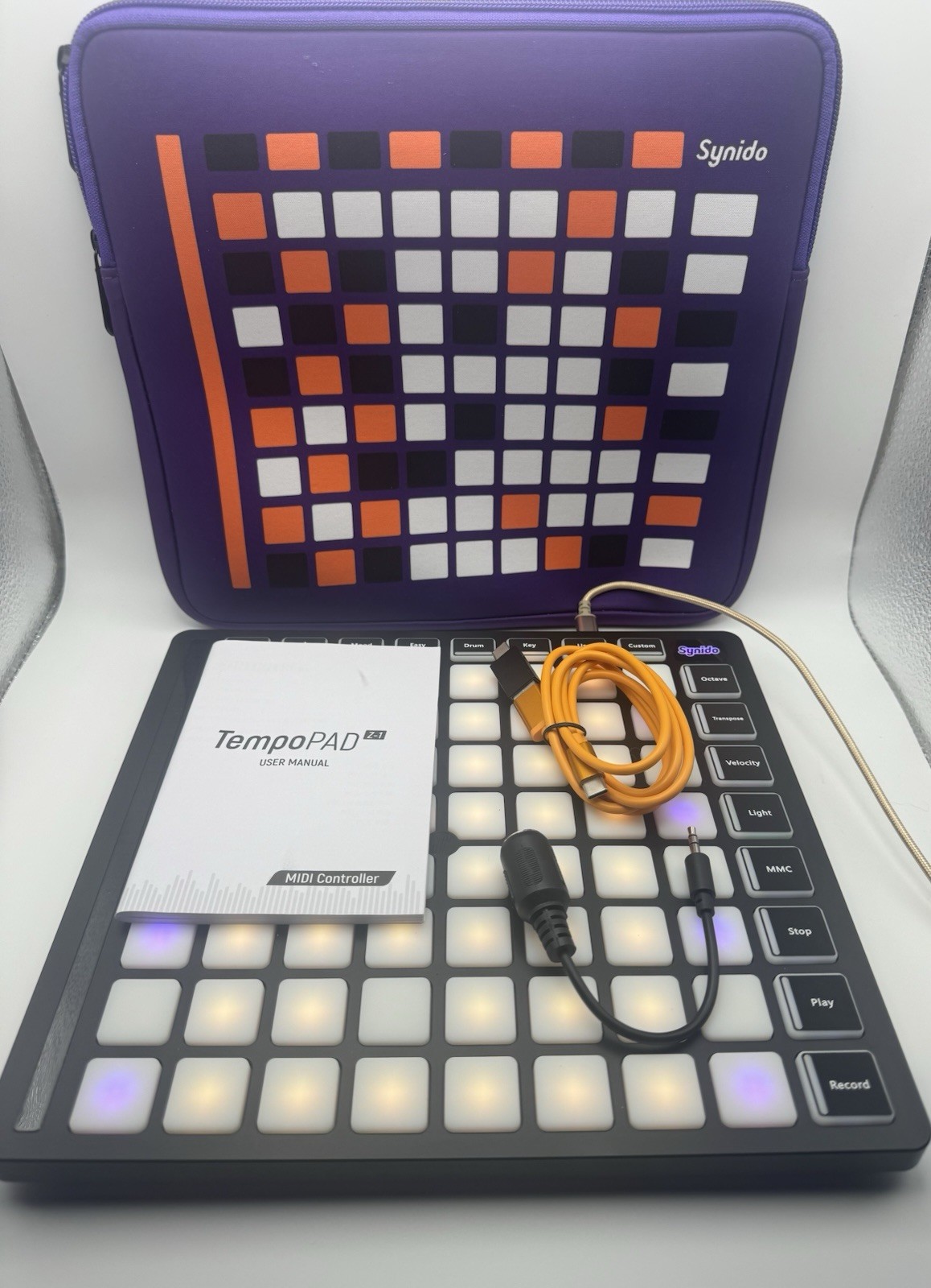 Synido TempoPAD Z-1 MIDI Pad Controller 64 Pads Transport Controls Case USB