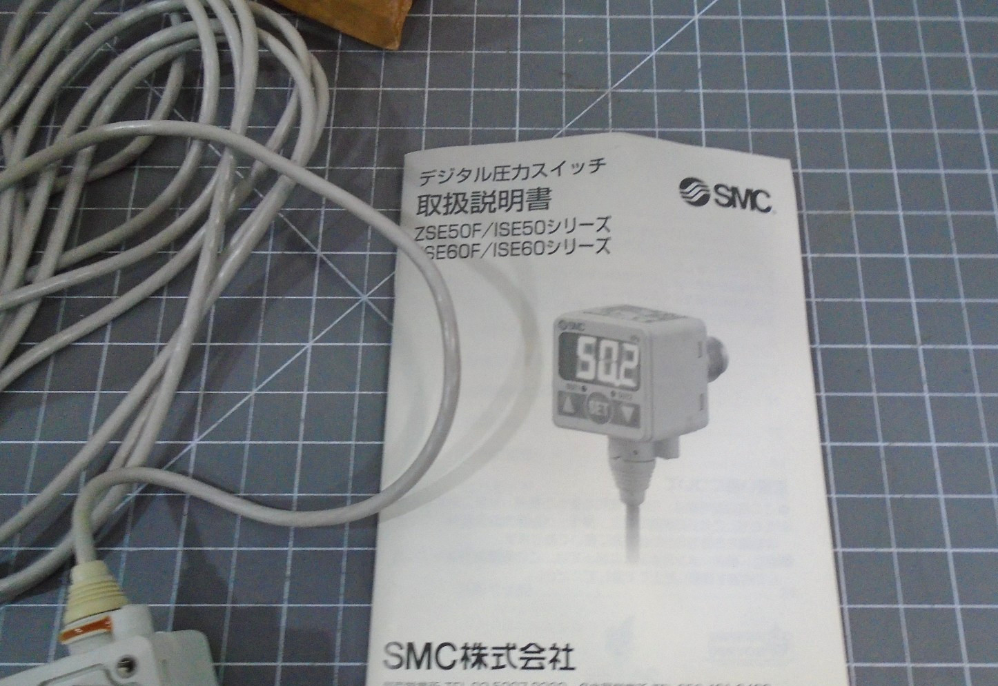 NEW SMC ISE50-T2-22L Digital Pressure Switch Sensor