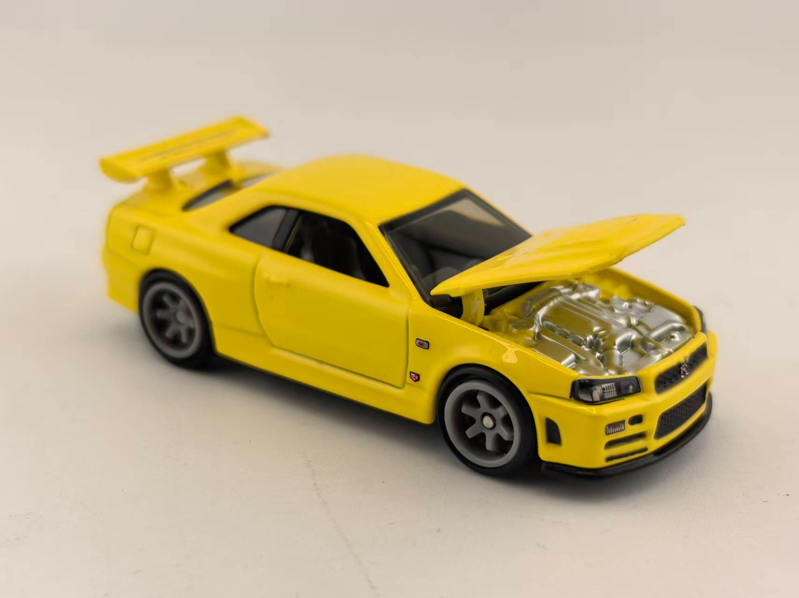 Replica* R34 Convention GTR Hot Wheels Nissan Skyline yellow GT-R RLC Red Line
