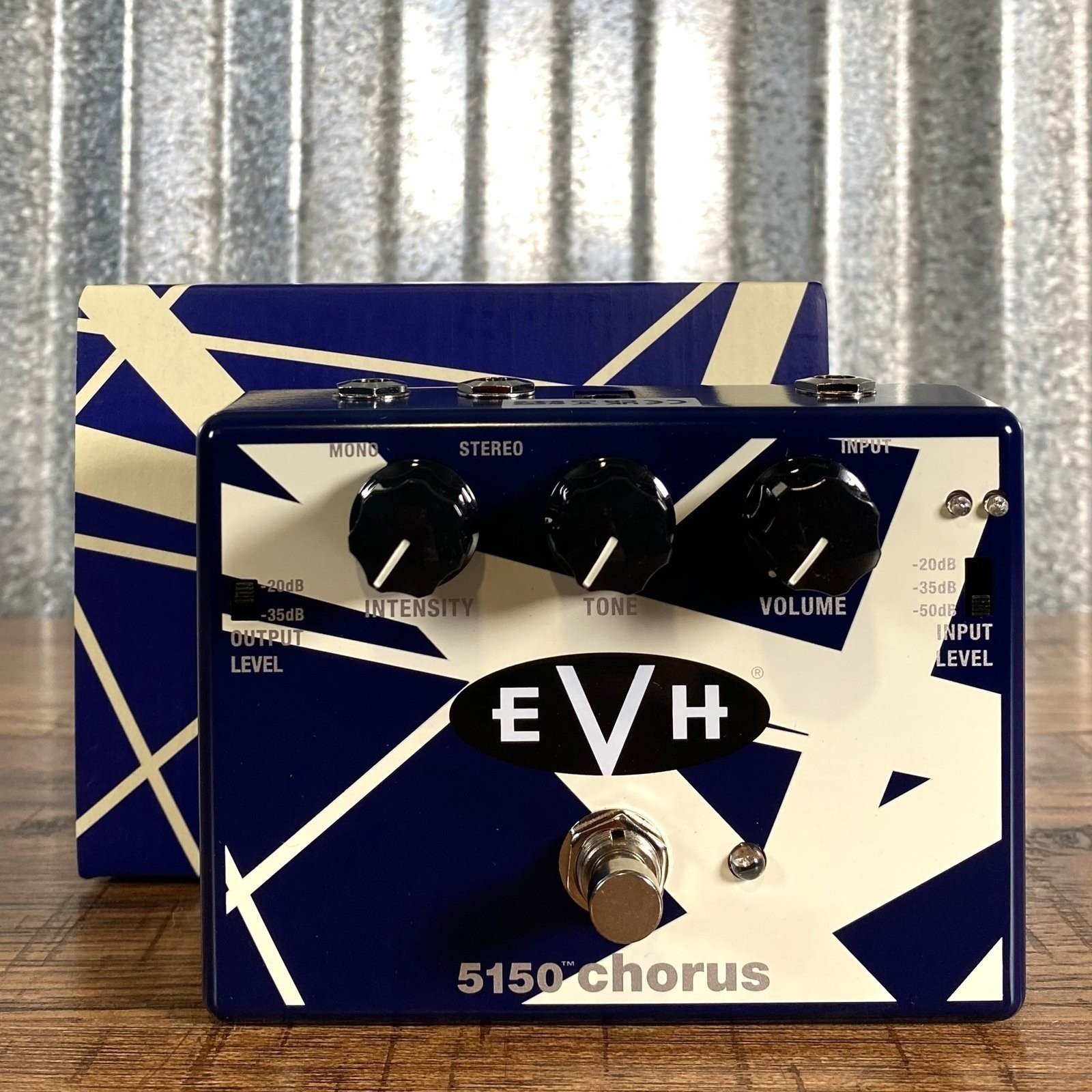 Dunlop MXR EVH30 Eddie Van Halen 5150 Analog Chorus Guitar Effect Pedal