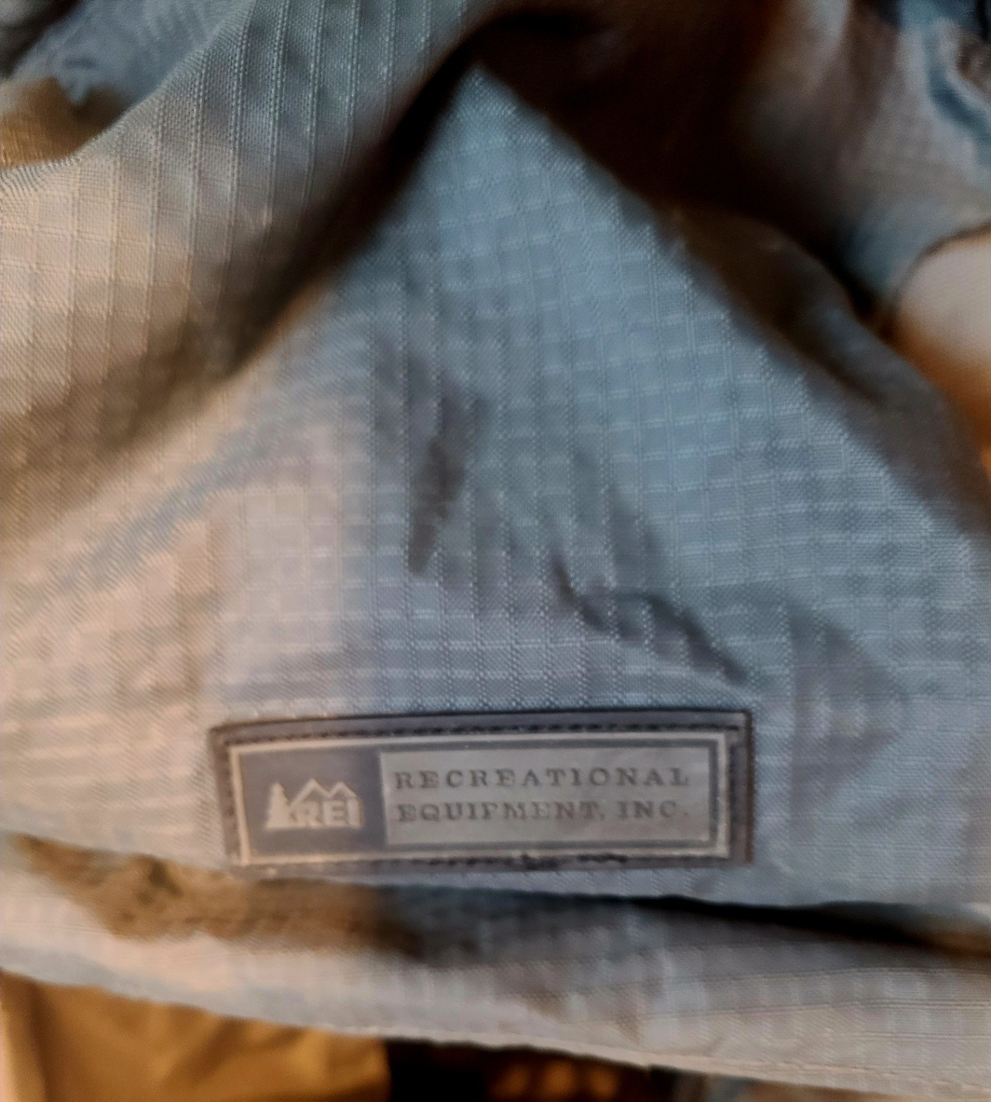 REI Saturn Internal Frame Hiking Camping Backpack Read Description