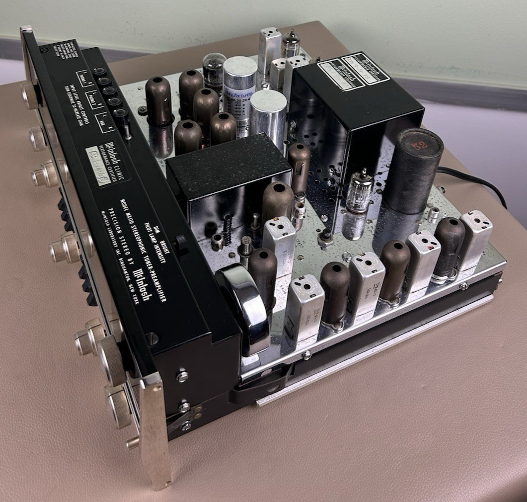MCINTOSH MX110Z STEREO PREAMPLIFIER NICE